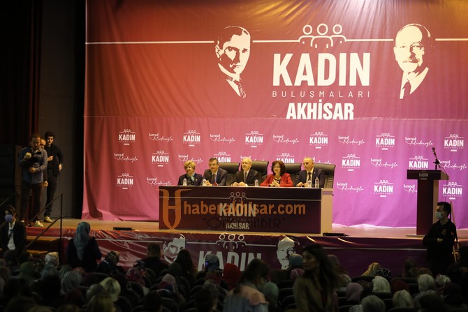 Kılıçdaroğlu, Akhisar Belediyesi’nin Toplu Açılış Törenine Katıldı