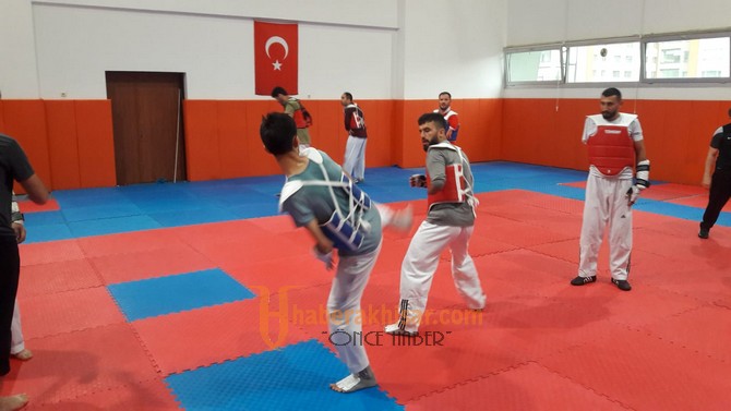 Taekwondo milli takımında Akhisar’ı temsil ediyorlar