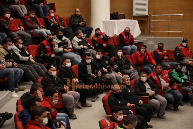 Akhisar Belediyesi Şoförlerine Trafik Eğitimi Verildi