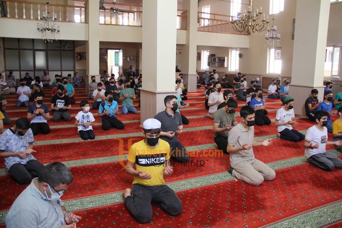 Akhisar Diyanet Gençliği Hilal Camii’nde Buluştu