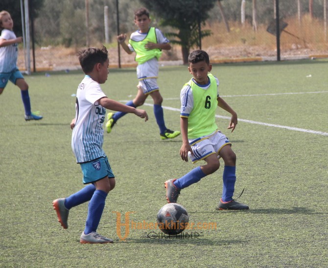 Hüseyin Sultan Miniklere Futbol turnuvası U9 şampiyonu Murat Germen SK oldu