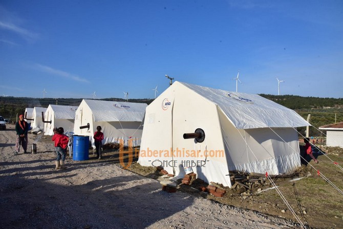 Tütenli’de Deprem Çadırlarının Altyapı İhtiyacı Karşılandı