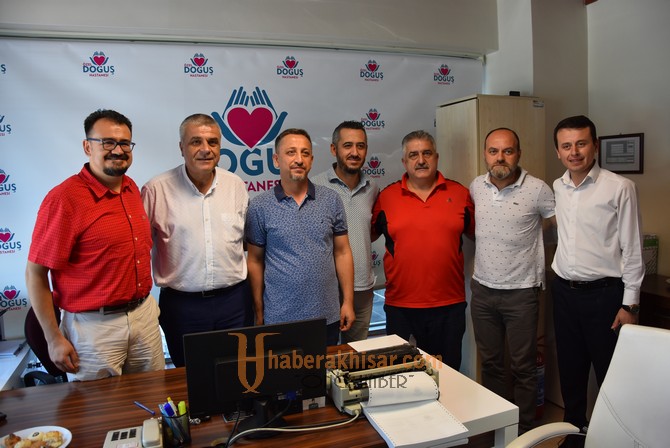 Akhisarspor’un Sağlıkta Sponsoru Yeniden Özel Doğuş Hastanesi Oldu