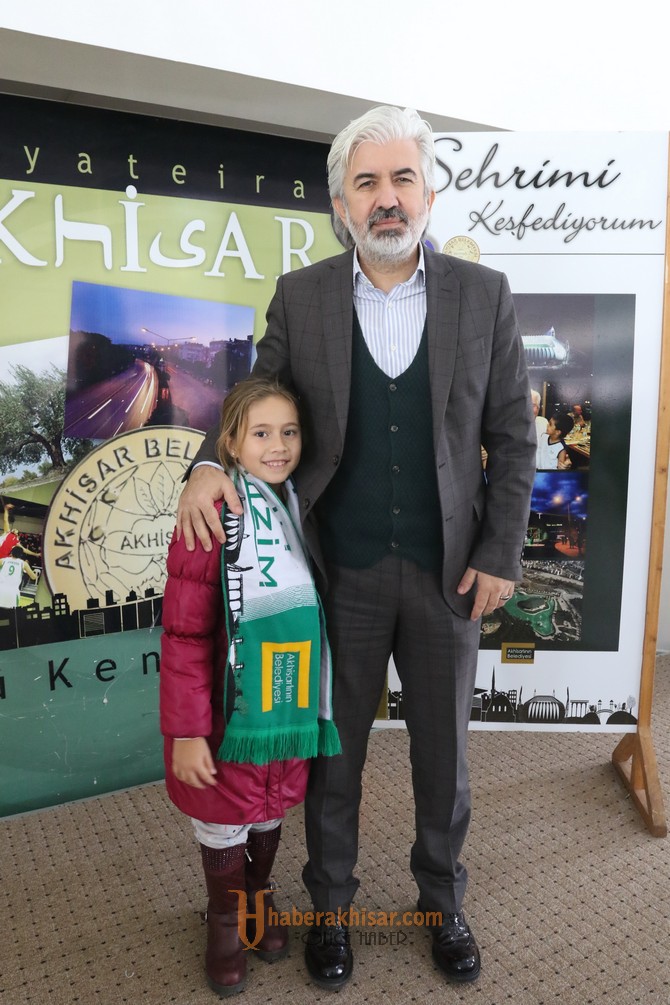 Akhisar Mehmet Akif Ersoy İlkokulu 4.sınıf öğrencileri şehrini keşfetti
