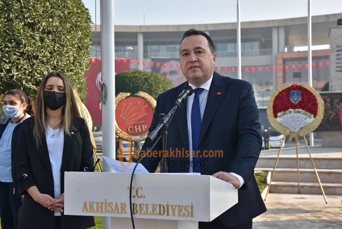Atatürk’ün Akhisar’a Gelişinin 98. Yıl Dönümü Törenle Kutlandı
