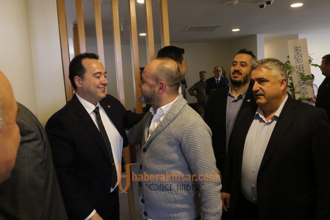 Akhisarspor yönetiminden, Başkan Dutlulu’ya ziyaret