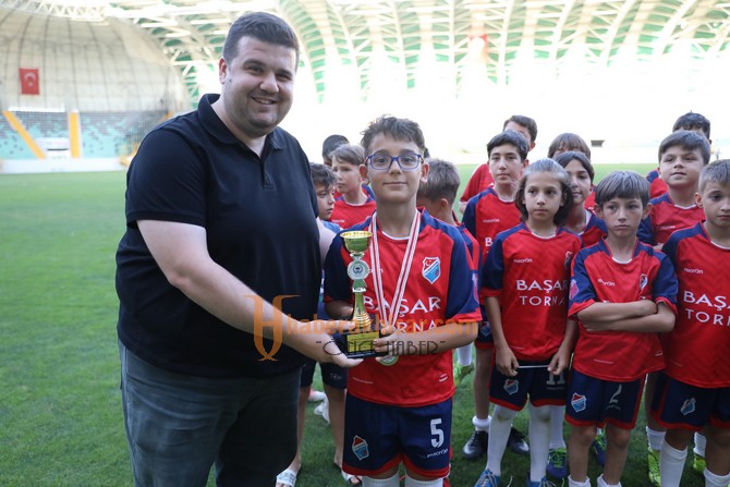 563. Çağlak Festivali 10 Yaş Futbol Turnuvası İle Son Buldu
