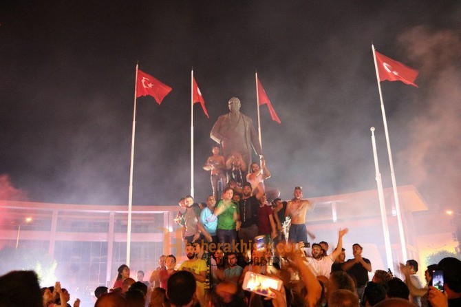 Akhisar'da Süper Kupa Sevinci