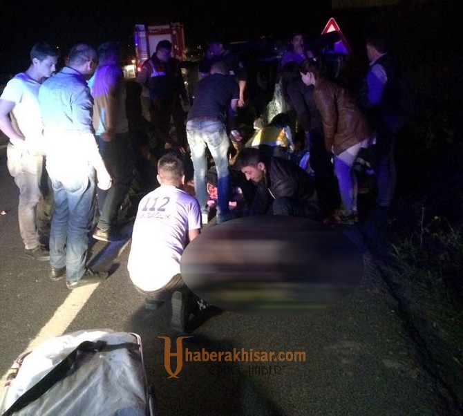 Akhisar-Balıkesir yolunda kaza 4 yaralı