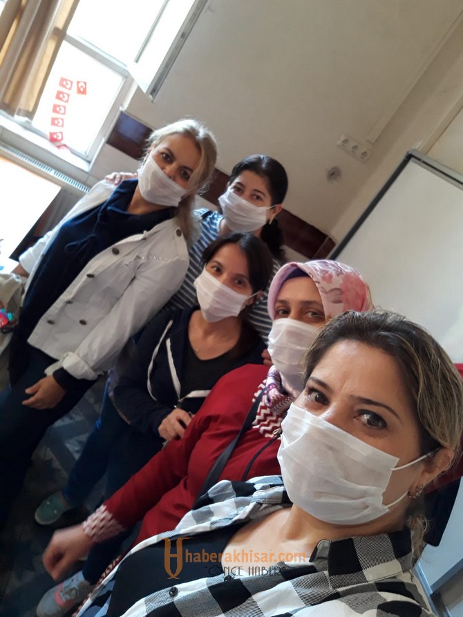 Gazi Okulunda ‘Maskeni Tak Farkındalık Yarat’ Kampanyası