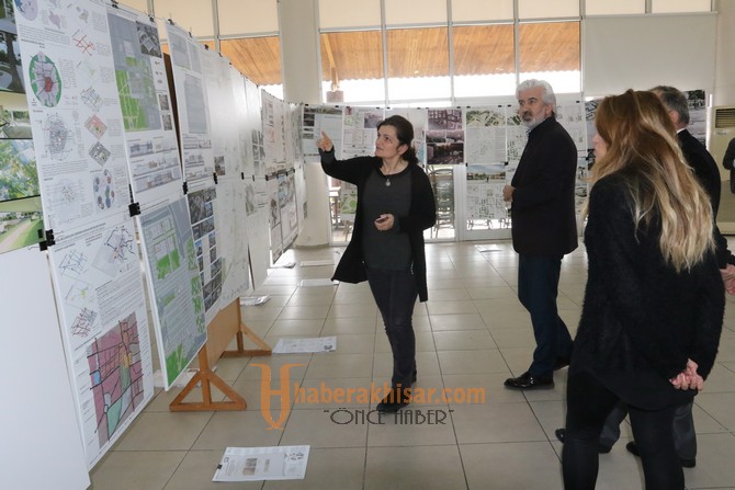 Akhisar kent meydanı için 64 proje yarışacak