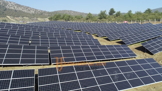 Akhisar’ın ilk Güneş Enerji Santrali açıldı