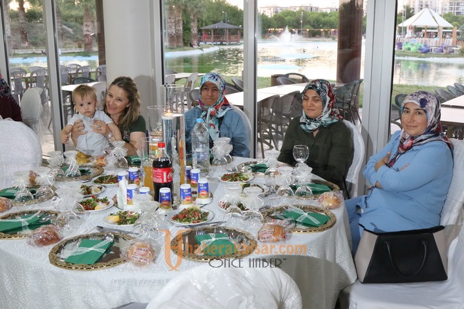 Başkan Dutlulu, bayram öncesi şehit yakınları ile yemekte buluştu