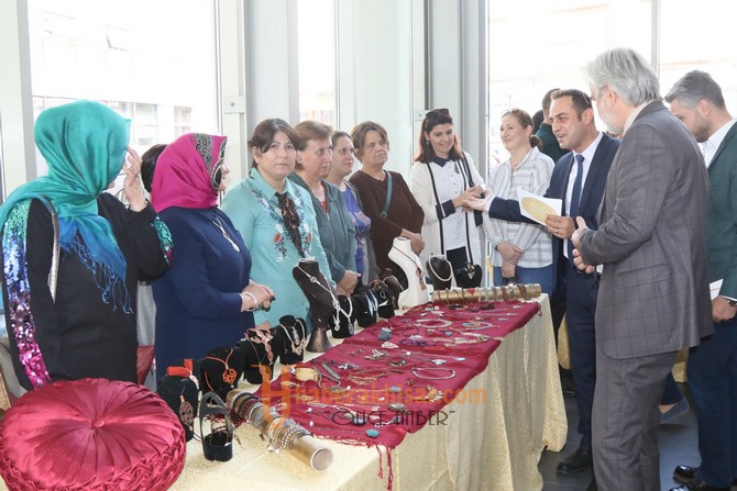 Akhisar Belediyesi Sanat Atölyeleri 8’inci eğitim ve öğretim yılı başladı