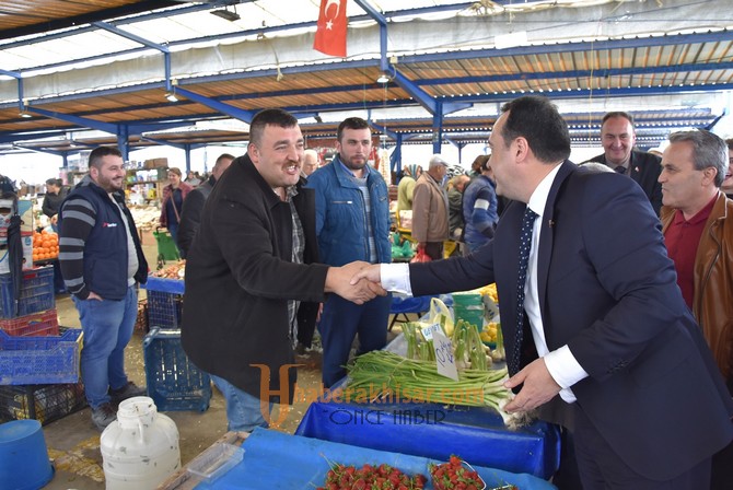 Başkan Dutlulu, pazarcı esnafını ziyaret etti