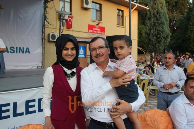 AK Parti Manisa Milletvekili Uğur Aydemir, Gördeslilerle buluştu