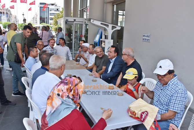 Akhisar Belediyesinden Geleneksel Aşure Etkinliği