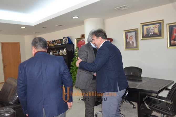 Belediye İş Sendikası ve Akhisar Belediyesi arasında toplu iş sözleşmesi imzalandı