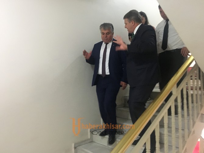 Ak Parti Manisa Milletvekili Aday Adayı Karaoğlu Ziraat Odasını Ziyaret Etti