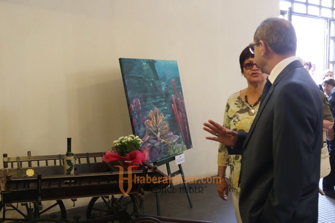 Tarihi Kasap Halinde Çağlak Festivali resim sergisi açıldı