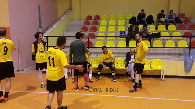 Futsal turnuvasında 39 maç geride kaldı
