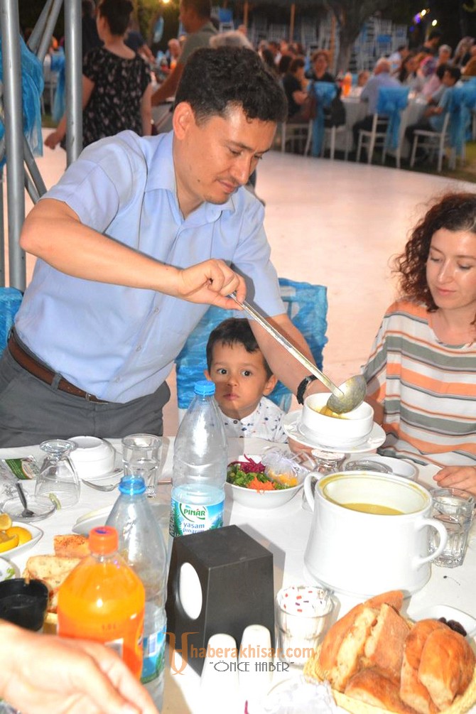 Türk Eğitim-Sen Geleneksel İftar Yemeğinde buluştu