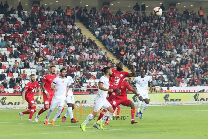 Antalyaspor; 1 - Akhisarspor; 2