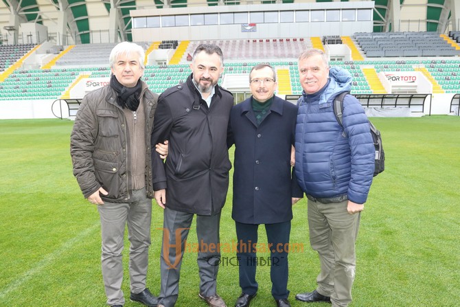 Spor Toto Akhisar Belediye Stadyumu basın mensuplarına tanıtıldı