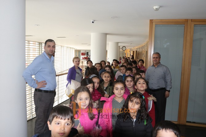 Akhisar Ticaret Odası İlkokulu 4.sınıf öğrencileri şehrini keşfetti