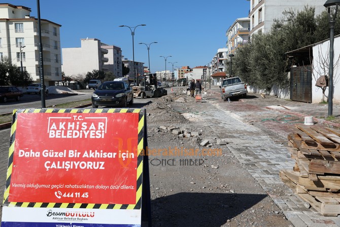 Akhisar Belediyesi ve Büyükşehir Belediyesi Yol Tamir Protokolü İmzaladı