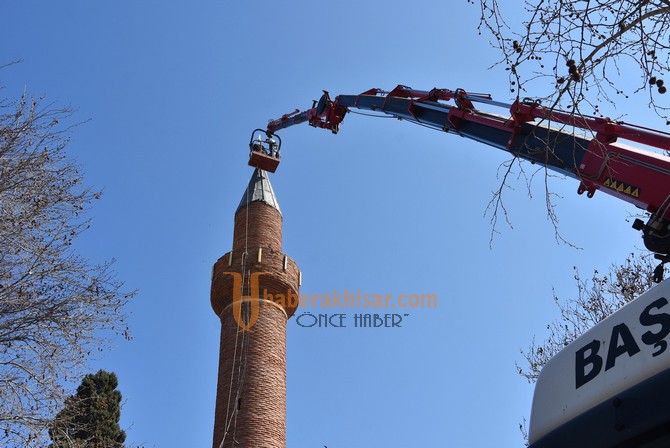 Akhisar Belediyesi, Paşa Cami’nin İbadete Açılması İçin Çalışıyor