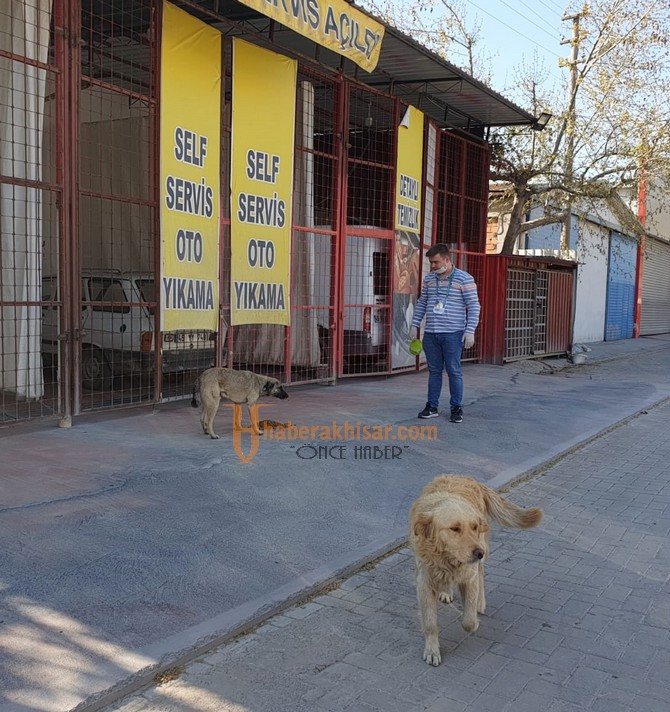 Akhisar Belediyesi Vatandaşların Yanında Olmaya Devam Ediyor