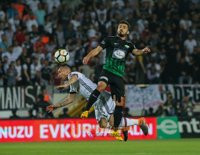 T.M Akhisarspor; 0 - Beşiktaş; 3