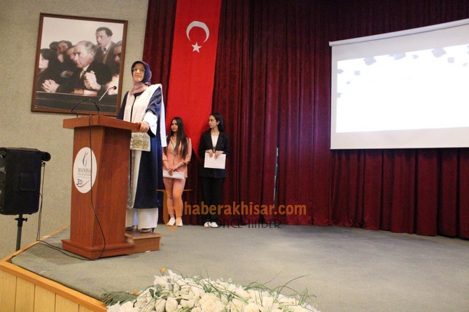 CBÜ Akhisar Yerleşkesi Öğrencileri Törenle Uğurlandı