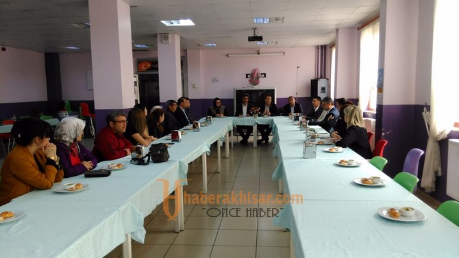 Manisa Eğitim Birsen Şube Başkanından Akhisar'a Ziyaret 
