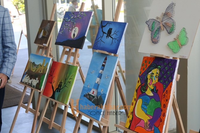 Şehit Hasan Acar Ortaokulu sergisi açıldı