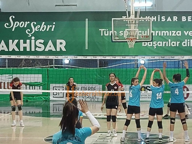 Akhisar Cumhuriyet M.T.A.L. Sporcularıyla Sezon Finali Yaptı