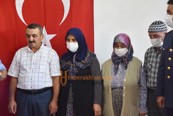 Şehit Teğmen Osman Alp’in Ailesine Şehadet Belgesi Takdim Edildi