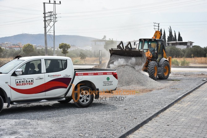 Akhisar Belediyesi Asfalt Çalışmaları Dört Koldan Devam Ediyor