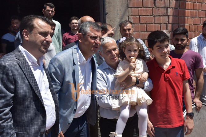 Başkan Dutlulu, Akhisarlı Şehit Osman Alp’in Hayrına Katıldı