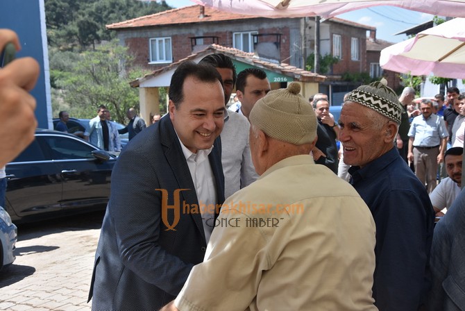 Başkan Dutlulu, Akhisarlı Şehit Osman Alp’in Hayrına Katıldı