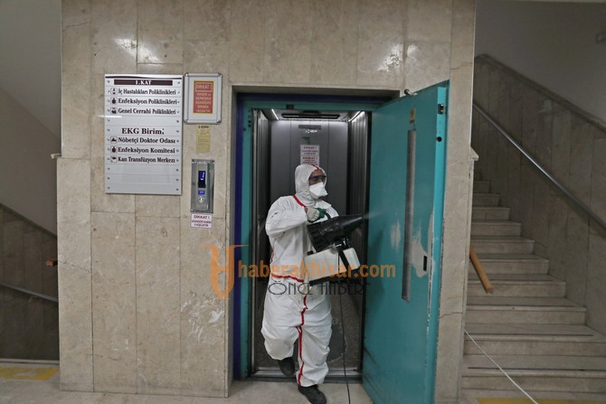 Akhisar Belediyesi, Virüslere Geçit Vermiyor!
