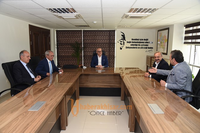 Başkan Ergün, Akhisar Ticaret ve Sanayi Odası Yeni Yönetimini Ağırladı
