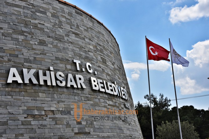 Başkan Dutlulu, Akhisar Belediyesi’ne T.C. ibaresi ekletti 