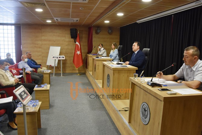 Akhisar Belediye Meclisinden Esnafa Tam Destek