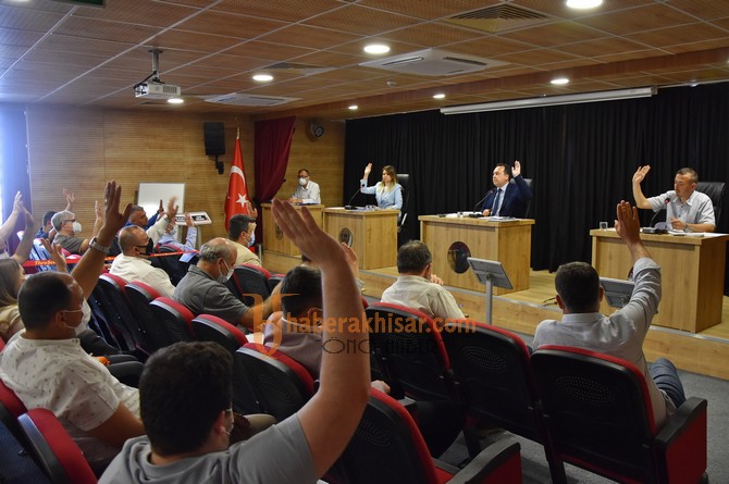 Akhisar Belediye Meclisinden Esnafa Tam Destek