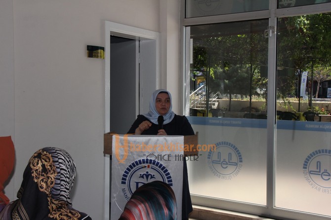 Daire Başkanı Akbulut Akhisar Diyanet Gençlik Merkezini Ziyaret Etti 