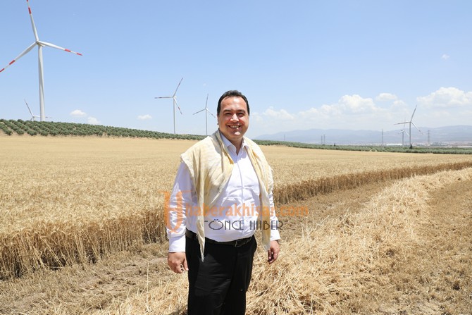 Akhisar Belediyesi, Atıl Arazilerini Tarımla Değerlendirdi