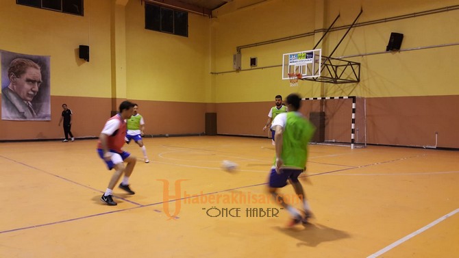 Futsal turnuvasında final grubu üçüncü gün maçları yapıldı