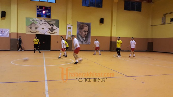 Futsal turnuvasında final grubu üçüncü gün maçları yapıldı